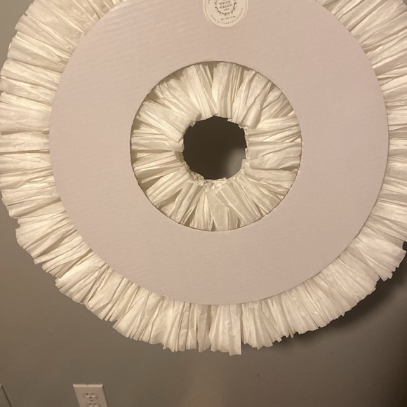 Classic White coffee filter Wreath - Timeless Seasonal Accent - Picture 2 of 5